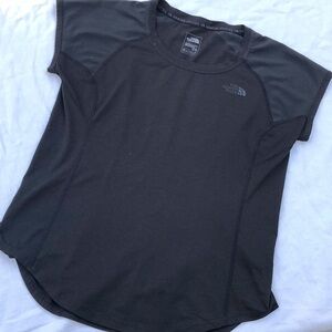 The North Face women’s Mountain Athletics Size M/M